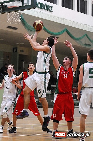 Zdjęcie w galerii na portalu naszraciborz.pl: Znakomita passa podtrzymana. Kolejne zwycięstwo juniorów RKK wiadomości z regionu