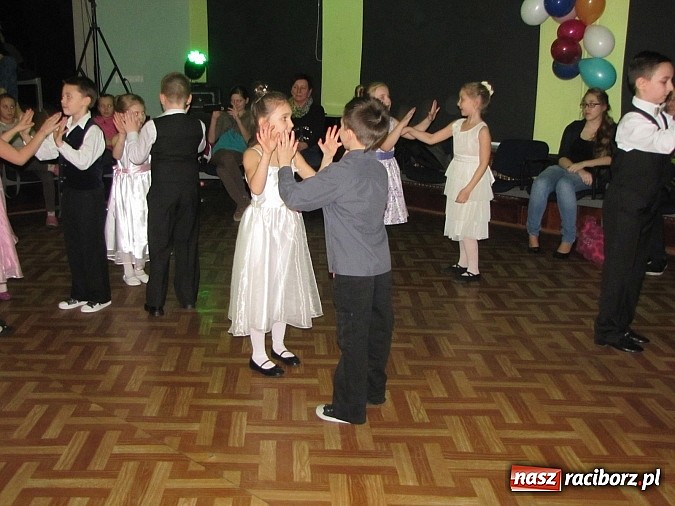 Zdjęcie w galerii na portalu naszraciborz.pl: Dziecięce pokazy tańca po raz 7. w MDK wiadomości z regionu