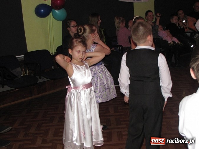 Zdjęcie w galerii na portalu naszraciborz.pl: Dziecięce pokazy tańca po raz 7. w MDK wiadomości z regionu