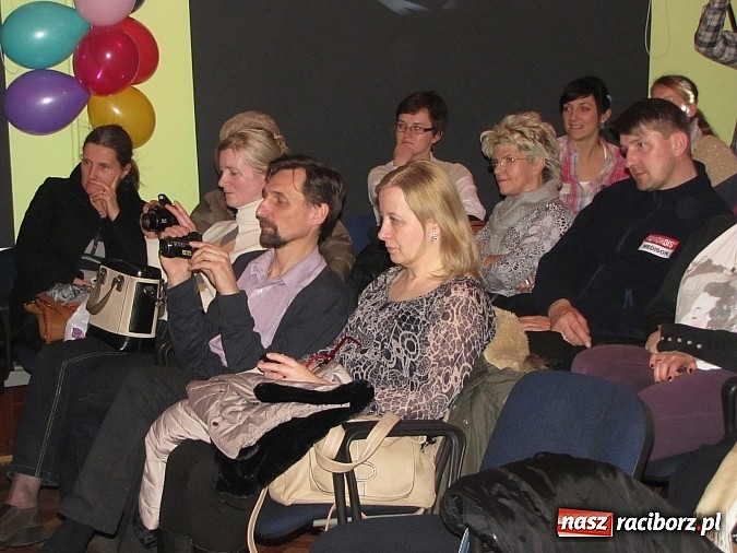 Zdjęcie w galerii na portalu naszraciborz.pl: Dziecięce pokazy tańca po raz 7. w MDK wiadomości z regionu