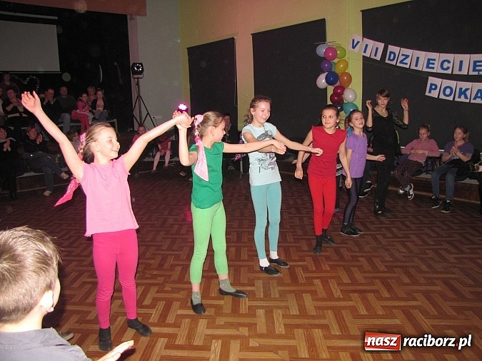 Zdjęcie w galerii na portalu naszraciborz.pl: Dziecięce pokazy tańca po raz 7. w MDK wiadomości z regionu