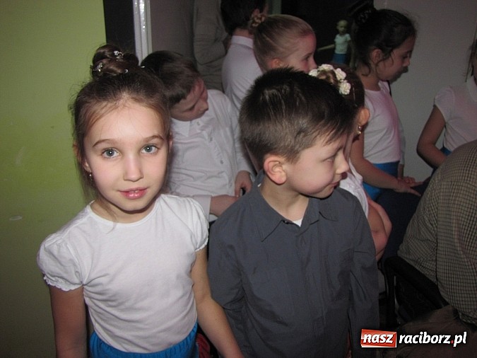 Zdjęcie w galerii na portalu naszraciborz.pl: Dziecięce pokazy tańca po raz 7. w MDK wiadomości z regionu