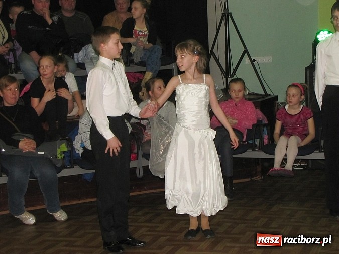 Zdjęcie w galerii na portalu naszraciborz.pl: Dziecięce pokazy tańca po raz 7. w MDK wiadomości z regionu