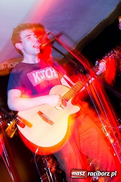 Zdjęcie w galerii na portalu naszraciborz.pl: KleedKamers zagrał na Końcu Świata wiadomości z regionu