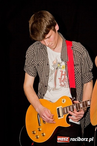 Zdjęcie w galerii na portalu naszraciborz.pl: KleedKamers zagrał na Końcu Świata wiadomości z regionu