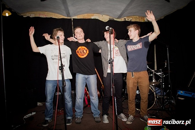 Zdjęcie w galerii na portalu naszraciborz.pl: KleedKamers zagrał na Końcu Świata wiadomości z regionu