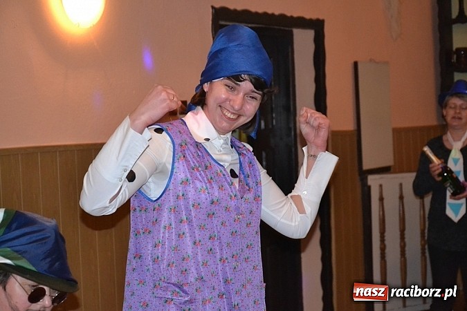 Zdjęcie w galerii na portalu naszraciborz.pl: Gdzie diabeł nie może... Babski Comber w Jankowicach po raz trzeci! wiadomości z regionu