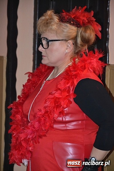 Zdjęcie w galerii na portalu naszraciborz.pl: Gdzie diabeł nie może... Babski Comber w Jankowicach po raz trzeci! wiadomości z regionu