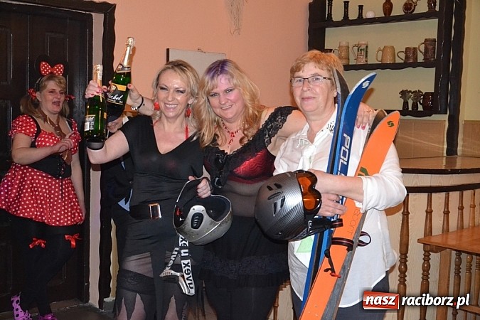 Zdjęcie w galerii na portalu naszraciborz.pl: Gdzie diabeł nie może... Babski Comber w Jankowicach po raz trzeci! wiadomości z regionu