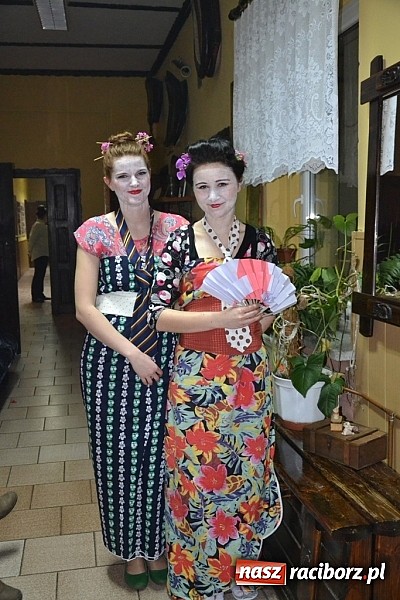 Zdjęcie w galerii na portalu naszraciborz.pl: Gdzie diabeł nie może... Babski Comber w Jankowicach po raz trzeci! wiadomości z regionu