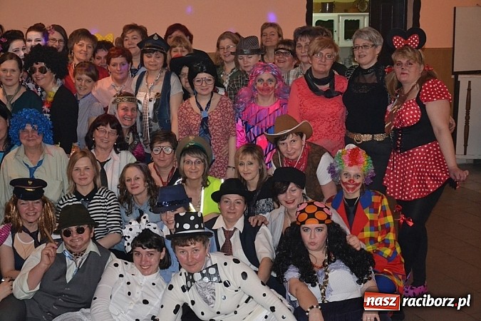 Zdjęcie w galerii na portalu naszraciborz.pl: Gdzie diabeł nie może... Babski Comber w Jankowicach po raz trzeci! wiadomości z regionu