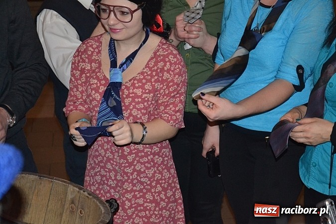 Zdjęcie w galerii na portalu naszraciborz.pl: Gdzie diabeł nie może... Babski Comber w Jankowicach po raz trzeci! wiadomości z regionu