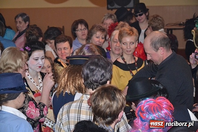 Zdjęcie w galerii na portalu naszraciborz.pl: Gdzie diabeł nie może... Babski Comber w Jankowicach po raz trzeci! wiadomości z regionu