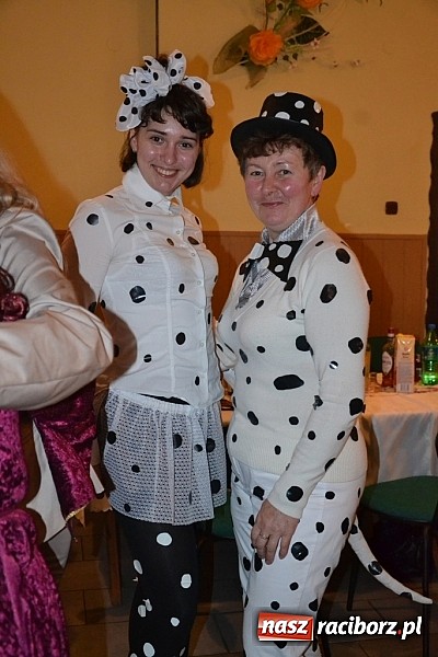 Zdjęcie w galerii na portalu naszraciborz.pl: Gdzie diabeł nie może... Babski Comber w Jankowicach po raz trzeci! wiadomości z regionu