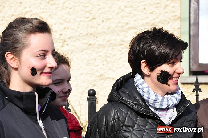 Zdjęcie w galerii na portalu naszraciborz.pl: TANZBÄR, czyli samborowickie ostatki 2014 wiadomości z regionu