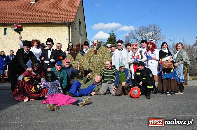 Zdjęcie w galerii na portalu naszraciborz.pl: TANZBÄR, czyli samborowickie ostatki 2014 wiadomości z regionu