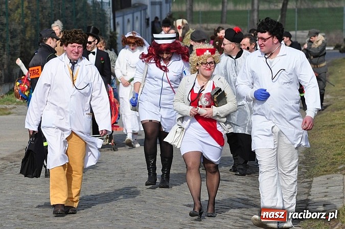 Zdjęcie w galerii na portalu naszraciborz.pl: TANZBÄR, czyli samborowickie ostatki 2014 wiadomości z regionu