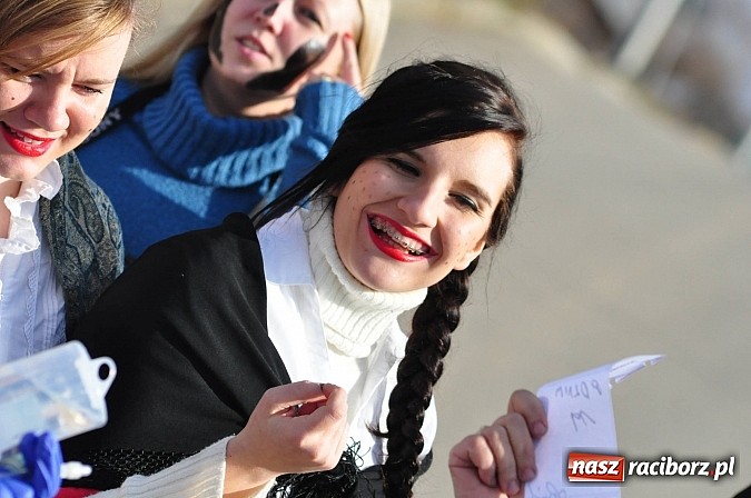 Zdjęcie w galerii na portalu naszraciborz.pl: TANZBÄR, czyli samborowickie ostatki 2014 wiadomości z regionu