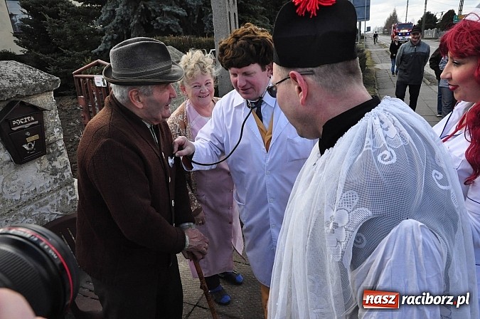 Zdjęcie w galerii na portalu naszraciborz.pl: TANZBÄR, czyli samborowickie ostatki 2014 wiadomości z regionu