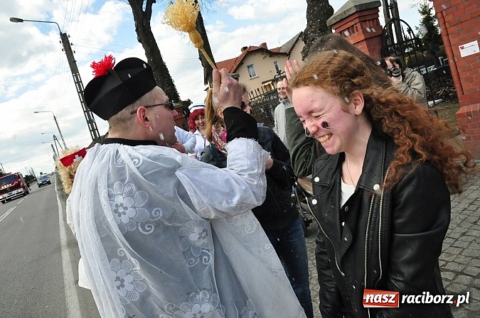 Zdjęcie w galerii na portalu naszraciborz.pl: TANZBÄR, czyli samborowickie ostatki 2014 wiadomości z regionu