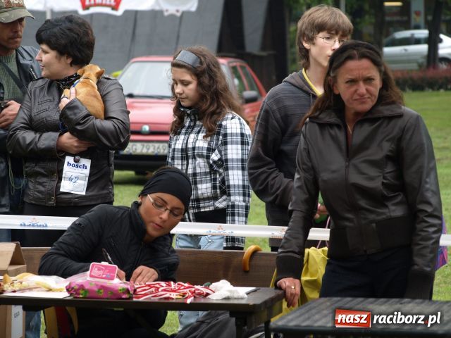 Zdjęcie w galerii na portalu naszraciborz.pl: Psie piękności w Szymocicach wiadomości z regionu