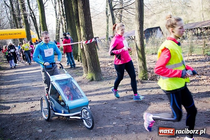 Zdjęcie w galerii na portalu naszraciborz.pl: Twardziele ścigali się w Arboretum wiadomości z regionu