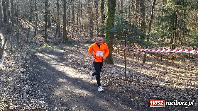 Zdjęcie w galerii na portalu naszraciborz.pl: Twardziele ścigali się w Arboretum wiadomości z regionu