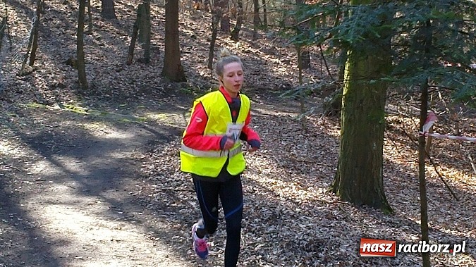 Zdjęcie w galerii na portalu naszraciborz.pl: Twardziele ścigali się w Arboretum wiadomości z regionu