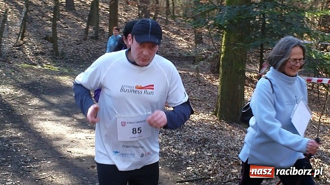 Zdjęcie w galerii na portalu naszraciborz.pl: Twardziele ścigali się w Arboretum wiadomości z regionu