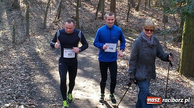 Zdjęcie w galerii na portalu naszraciborz.pl: Twardziele ścigali się w Arboretum wiadomości z regionu