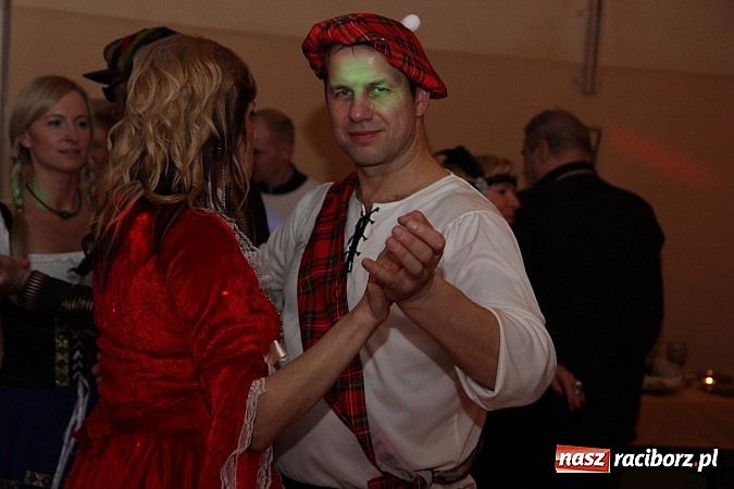 Zdjęcie w galerii na portalu naszraciborz.pl: Ostatki 2014: Szalona zabawa na balu przebierańców w Samborowicach wiadomości z regionu
