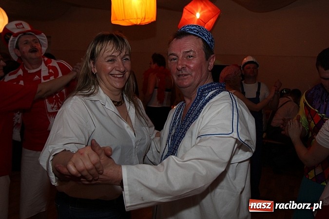 Zdjęcie w galerii na portalu naszraciborz.pl: Ostatki 2014: Szalona zabawa na balu przebierańców w Samborowicach wiadomości z regionu