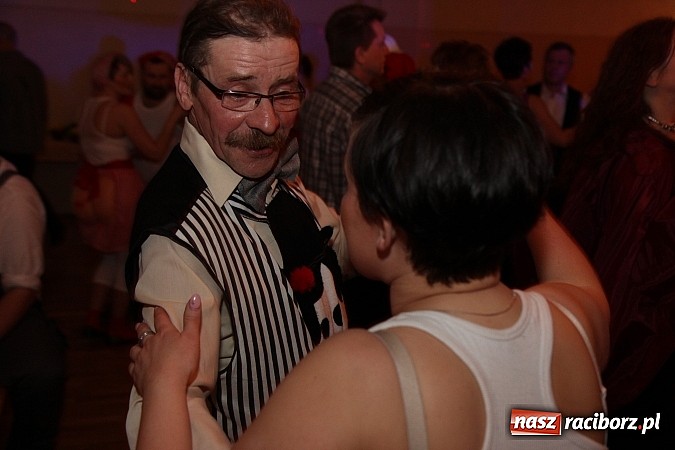 Zdjęcie w galerii na portalu naszraciborz.pl: Ostatki 2014: Szalona zabawa na balu przebierańców w Samborowicach wiadomości z regionu