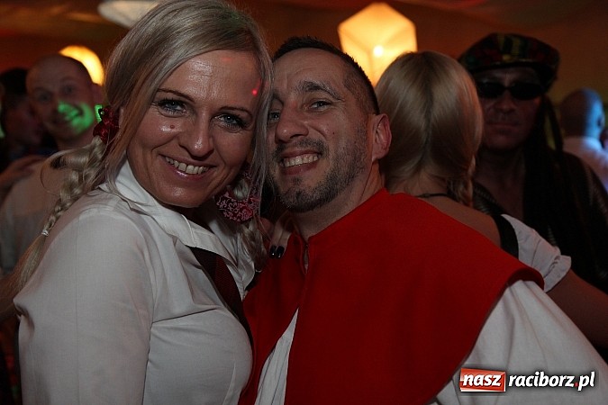 Zdjęcie w galerii na portalu naszraciborz.pl: Ostatki 2014: Szalona zabawa na balu przebierańców w Samborowicach wiadomości z regionu