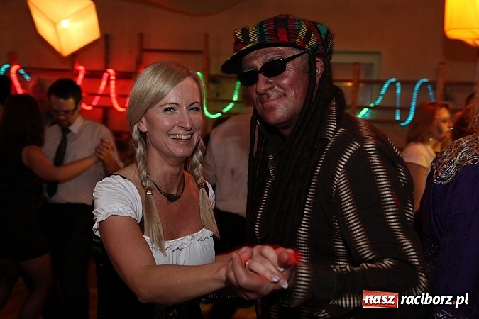 Zdjęcie w galerii na portalu naszraciborz.pl: Ostatki 2014: Szalona zabawa na balu przebierańców w Samborowicach wiadomości z regionu