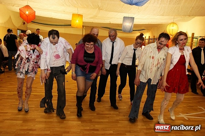 Zdjęcie w galerii na portalu naszraciborz.pl: Ostatki 2014: Szalona zabawa na balu przebierańców w Samborowicach wiadomości z regionu