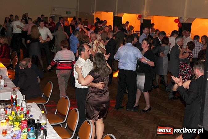 Zdjęcie w galerii na portalu naszraciborz.pl: W Krzanowicach pożegnano karnawał wiadomości z regionu