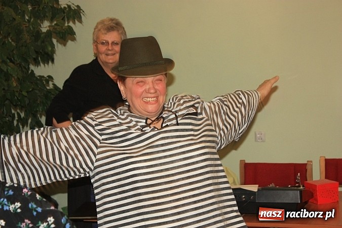 Zdjęcie w galerii na portalu naszraciborz.pl: W Krzanowicach pożegnano karnawał wiadomości z regionu