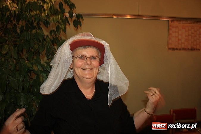 Zdjęcie w galerii na portalu naszraciborz.pl: W Krzanowicach pożegnano karnawał wiadomości z regionu