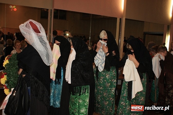 Zdjęcie w galerii na portalu naszraciborz.pl: W Krzanowicach pożegnano karnawał wiadomości z regionu