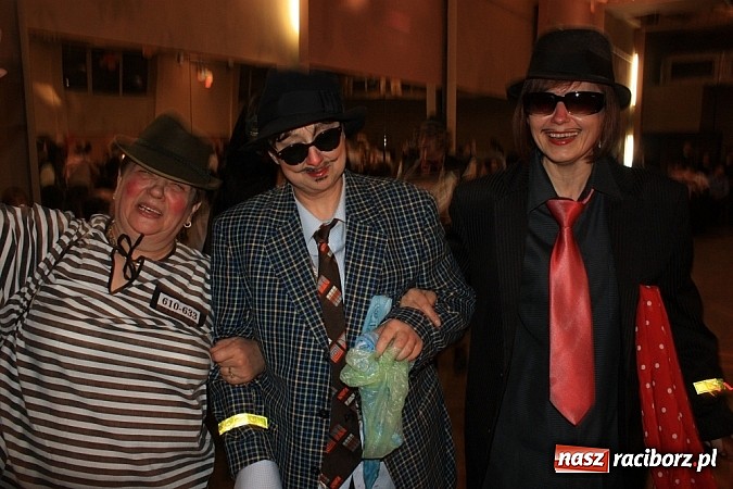 Zdjęcie w galerii na portalu naszraciborz.pl: W Krzanowicach pożegnano karnawał wiadomości z regionu