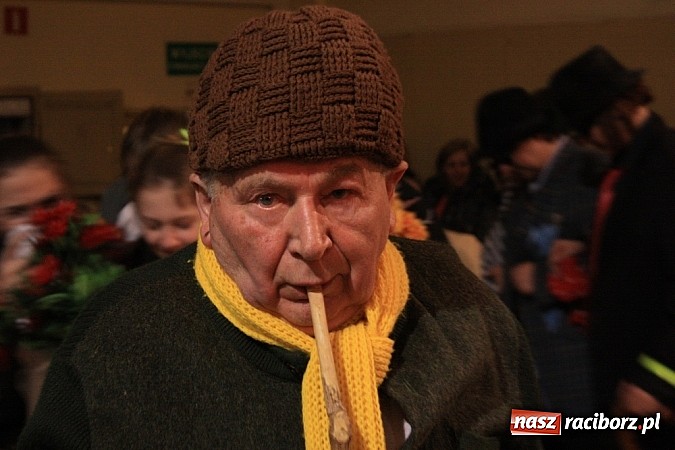 Zdjęcie w galerii na portalu naszraciborz.pl: W Krzanowicach pożegnano karnawał wiadomości z regionu