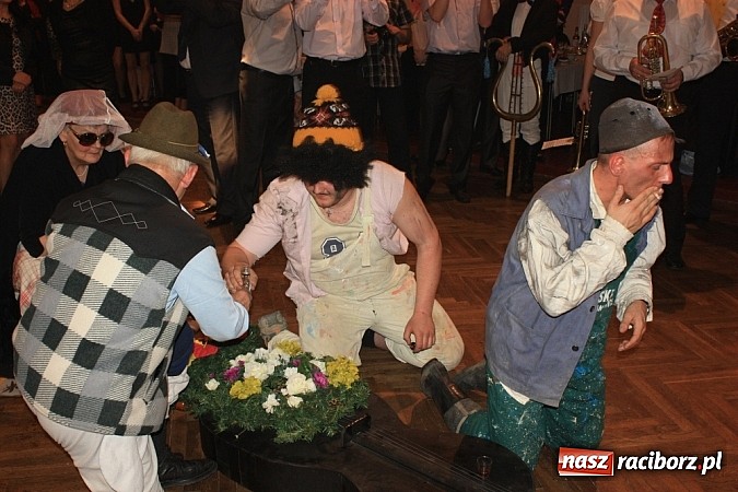 Zdjęcie w galerii na portalu naszraciborz.pl: W Krzanowicach pożegnano karnawał wiadomości z regionu