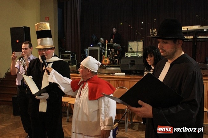 Zdjęcie w galerii na portalu naszraciborz.pl: W Krzanowicach pożegnano karnawał wiadomości z regionu