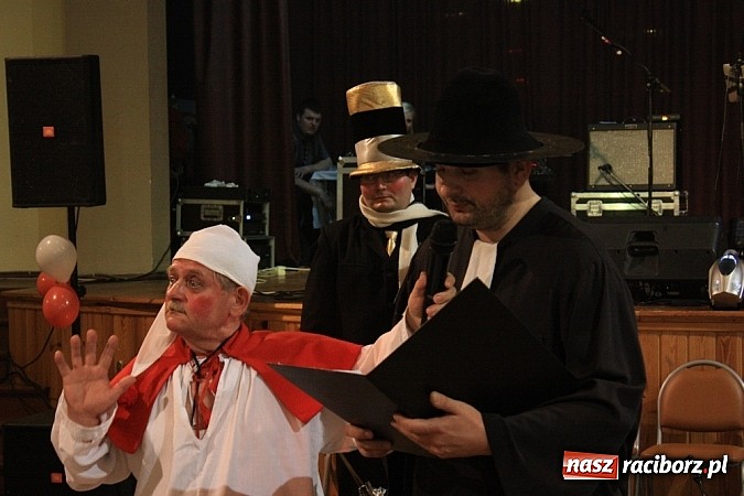 Zdjęcie w galerii na portalu naszraciborz.pl: W Krzanowicach pożegnano karnawał wiadomości z regionu