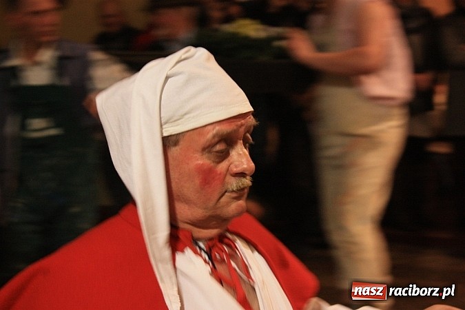 Zdjęcie w galerii na portalu naszraciborz.pl: W Krzanowicach pożegnano karnawał wiadomości z regionu