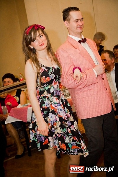 Zdjęcie w galerii na portalu naszraciborz.pl: Kolorowy kondukt na ostatkach w Studziennej wiadomości z regionu