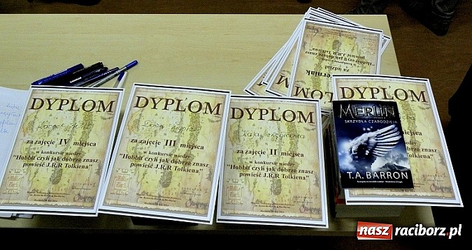 Zdjęcie w galerii na portalu naszraciborz.pl: Oni znają powieści Tolkiena wiadomości z regionu