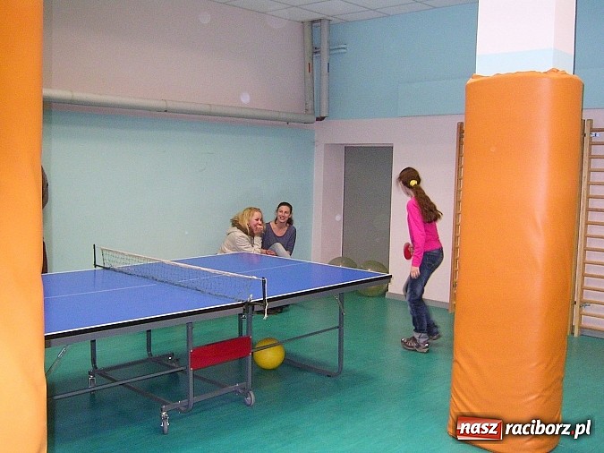 Zdjęcie w galerii na portalu naszraciborz.pl: TKKF Rafako: Znamy mistrzów tenisa stołowego wiadomości z regionu