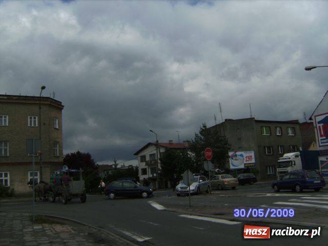 Zdjęcie w galerii na portalu naszraciborz.pl: Znów kolizja przy Mleczarni wiadomości z regionu